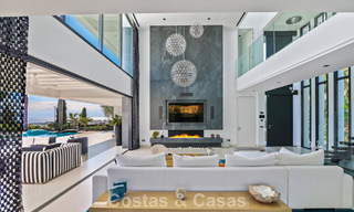 Exclusiva villa con vistas panorámicas al mar en venta en Los Flamingos, resort de golf de 5 estrellas en Marbella - Benahavís 804767 