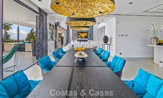 Exclusiva villa con vistas panorámicas al mar en venta en Los Flamingos, resort de golf de 5 estrellas en Marbella - Benahavís 804772 