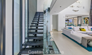 Exclusiva villa con vistas panorámicas al mar en venta en Los Flamingos, resort de golf de 5 estrellas en Marbella - Benahavís 804775 