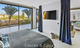 Exclusiva villa con vistas panorámicas al mar en venta en Los Flamingos, resort de golf de 5 estrellas en Marbella - Benahavís 804792 