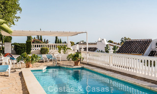 Adosado contemporáneo reformado con vistas al golf y al mar en venta en la New Golden Mile, Marbella - Estepona 804928 