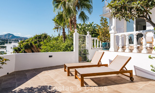 Adosado contemporáneo reformado con vistas al golf y al mar en venta en la New Golden Mile, Marbella - Estepona 804936 