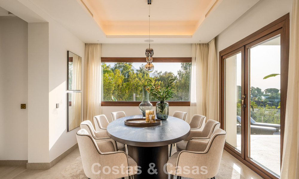 Villa de lujo de estilo mediterráneo contemporáneo en venta en una exclusiva comunidad cerrada en Marbella - Benahavís 805171
