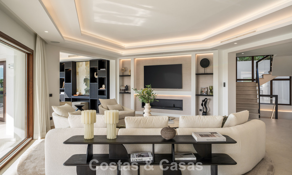 Villa de lujo de estilo mediterráneo contemporáneo en venta en una exclusiva comunidad cerrada en Marbella - Benahavís 805179