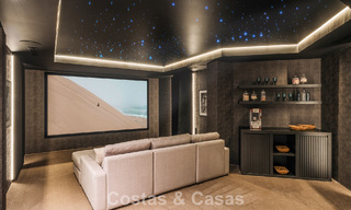 Villa de lujo de estilo mediterráneo contemporáneo en venta en una exclusiva comunidad cerrada en Marbella - Benahavís 805183 