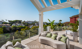 Villa de lujo de estilo mediterráneo contemporáneo en venta en una exclusiva comunidad cerrada en Marbella - Benahavís 805189 