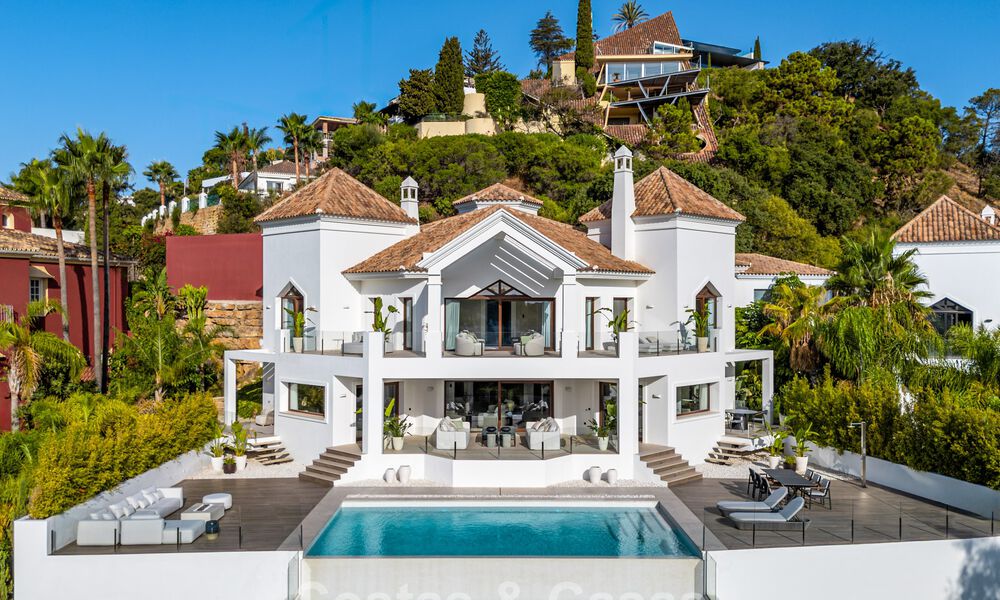 Villa de lujo de estilo mediterráneo contemporáneo en venta en una exclusiva comunidad cerrada en Marbella - Benahavís 805190