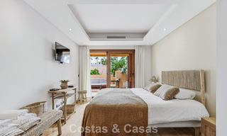 Ático moderno en venta en un complejo en primera línea de playa en la Nueva Milla de Oro entre Marbella y Estepona 805414 