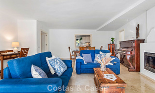 Apartamentos para compra, en Dominion Beach, un complejo exclusivo, primera línea de playa, la Nueva Milla de Oro, Marbella - Estepona 805379 