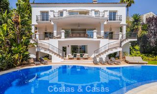 Gran villa mediterránea de lujo en primera línea de golf en La Quinta, Marbella - Benahavís 805539 