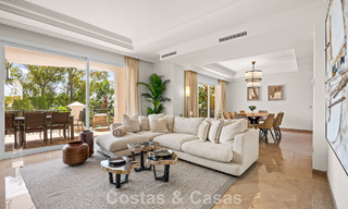 Gran villa mediterránea de lujo en primera línea de golf en La Quinta, Marbella - Benahavís 805563 