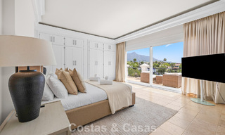 Gran villa mediterránea de lujo en primera línea de golf en La Quinta, Marbella - Benahavís 805569 