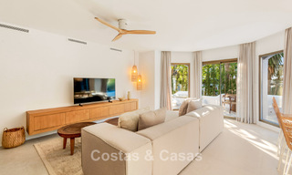 Apartamentos en venta en “Golden Beach”, un complejo residencial en primera línea de playa en Elviria, Marbella Este 805255 
