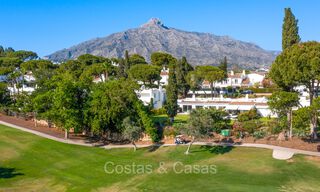 Casas en venta en “Peña Blanca” una urbanización con seguridad 24h, junto al campo de golf Aloha en Nueva Andalucía, Marbella 805204 