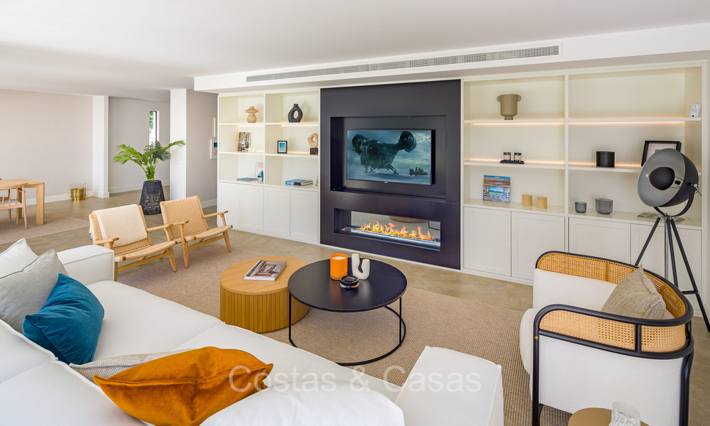 Casas en venta en “Peña Blanca” una urbanización con seguridad 24h, junto al campo de golf Aloha en Nueva Andalucía, Marbella 805207