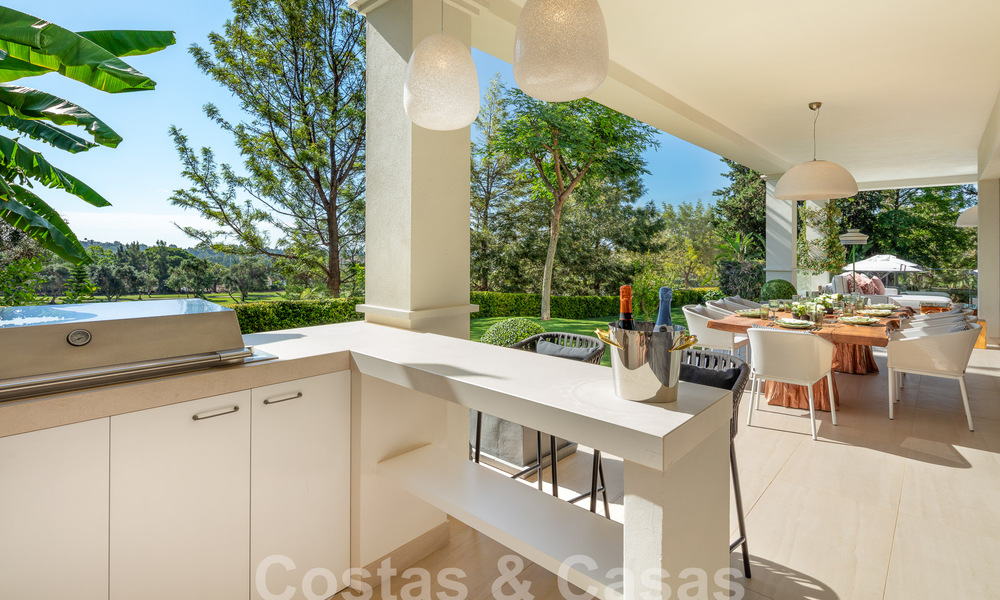 Casas en venta en “Peña Blanca” una urbanización con seguridad 24h, junto al campo de golf Aloha en Nueva Andalucía, Marbella 805238