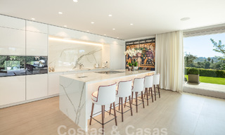 Casas en venta en “Peña Blanca” una urbanización con seguridad 24h, junto al campo de golf Aloha en Nueva Andalucía, Marbella 805239 