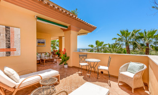 Apartamentos de lujo en venta en Cumbres del Rodeo a poca distancia de Puerto Banús en Nueva Andalucía, Marbella 805318 