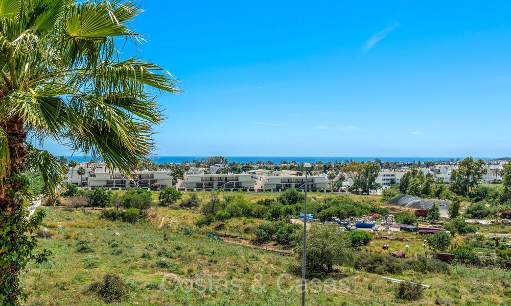 Apartamentos de lujo en venta en Cumbres del Rodeo a poca distancia de Puerto Banús en Nueva Andalucía, Marbella 805321