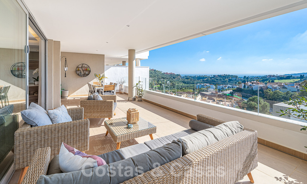 Modernos apartamentos de lujo en venta con vistas al mar en Botanic, una urbanización cerrada en Benahavís - Marbella 805488