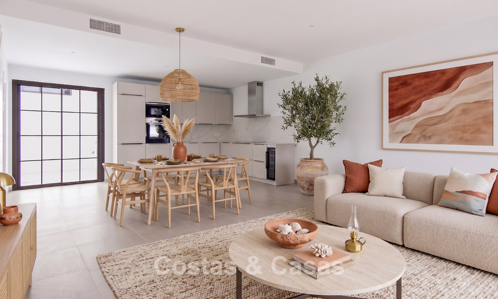 5 exclusivos adosados en venta en el encantador casco antiguo de Estepona 805624