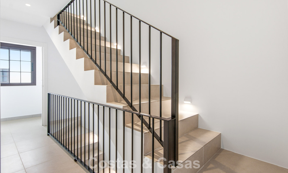 5 exclusivos adosados en venta en el encantador casco antiguo de Estepona 805628