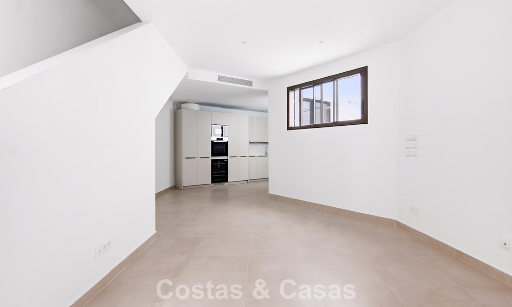 5 exclusivos adosados en venta en el encantador casco antiguo de Estepona 805641