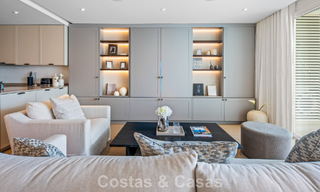 Exclusivo apartamento renovado de 3 dormitorios en venta en Puente Romano, Marbella Golden Mile 805764 