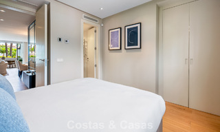 Exclusivo apartamento renovado de 3 dormitorios en venta en Puente Romano, Marbella Golden Mile 805776 