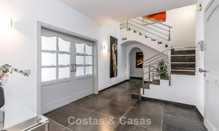 Exclusiva villa moderna con gran piscina en venta en Nueva Andalucía, Marbella 805950 