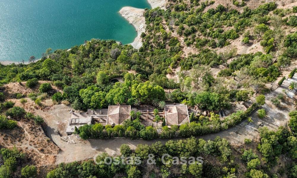 Proyecto de reforma integral de lujo con península privada y vistas panorámicas al lago en Istán, Marbella 805841