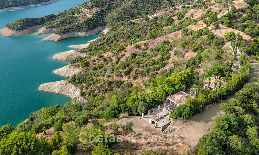 Proyecto de reforma integral de lujo con península privada y vistas panorámicas al lago en Istán, Marbella 805844
