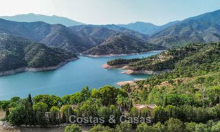 Proyecto de reforma integral de lujo con península privada y vistas panorámicas al lago en Istán, Marbella 805849 