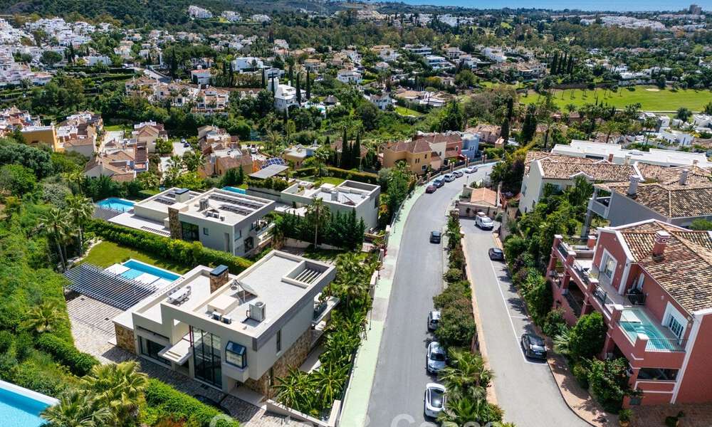 Villa moderna de lujo con vistas al mar en el Valle del Golf de Nueva Andalucía, Marbella 806056