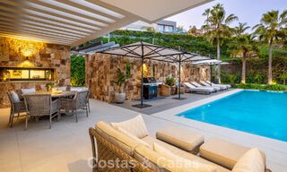 Villa moderna de lujo con vistas al mar en el Valle del Golf de Nueva Andalucía, Marbella 806058 