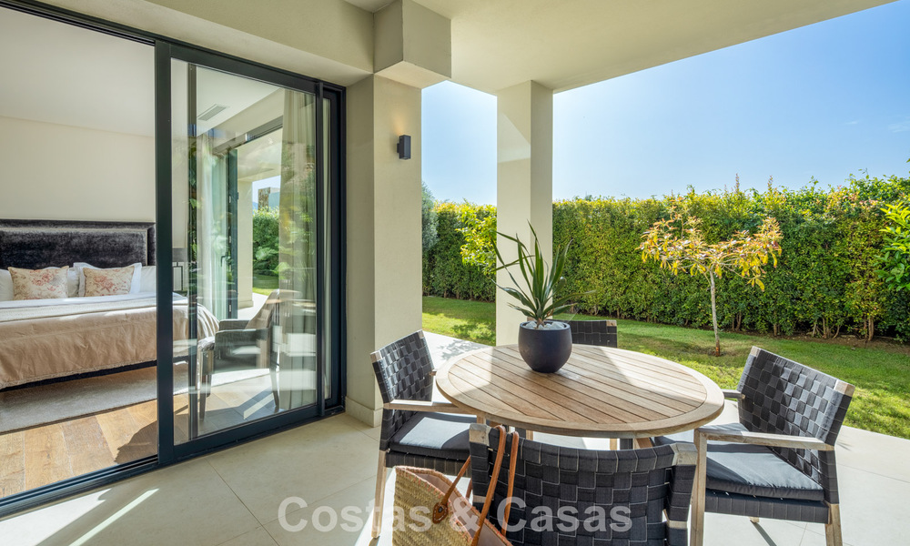Villa moderna de lujo con vistas al mar en el Valle del Golf de Nueva Andalucía, Marbella 806065