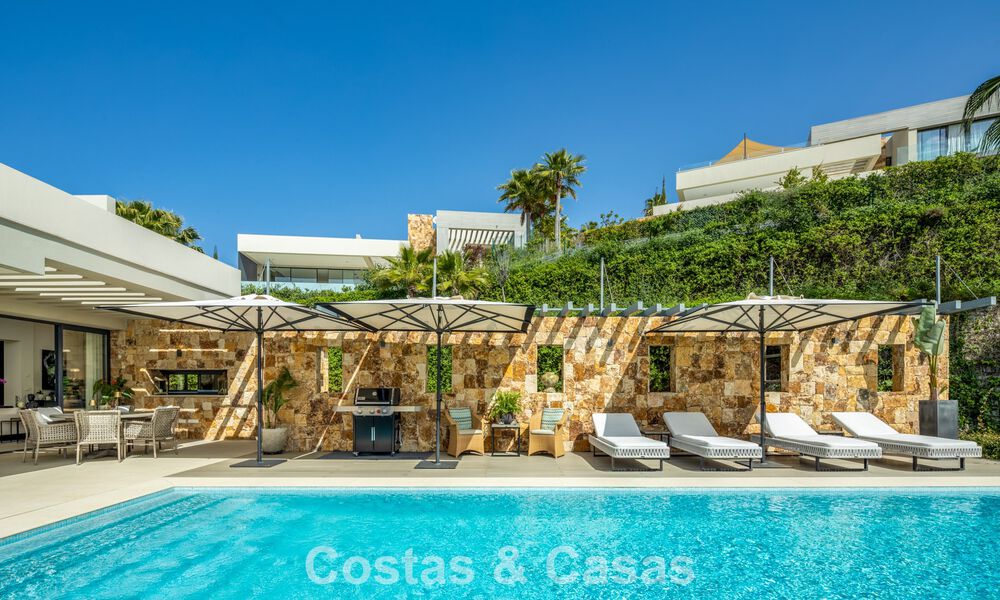Villa moderna de lujo con vistas al mar en el Valle del Golf de Nueva Andalucía, Marbella 806071