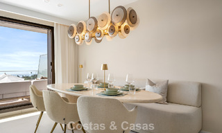 Nuevo apartamento dúplex con vistas panorámicas al mar en venta en la Nueva Milla de Oro, entre Marbella y Estepona 806129 