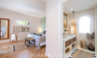 Apartamento totalmente reformado con vistas panorámicas al mar en venta en el Valle del Golf de Nueva Andalucía, Marbella 806176 