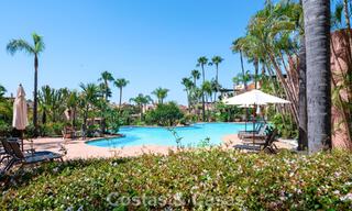 Exclusivo apartamento en planta baja con jardín privado en la Milla de Oro de Marbella 806190 