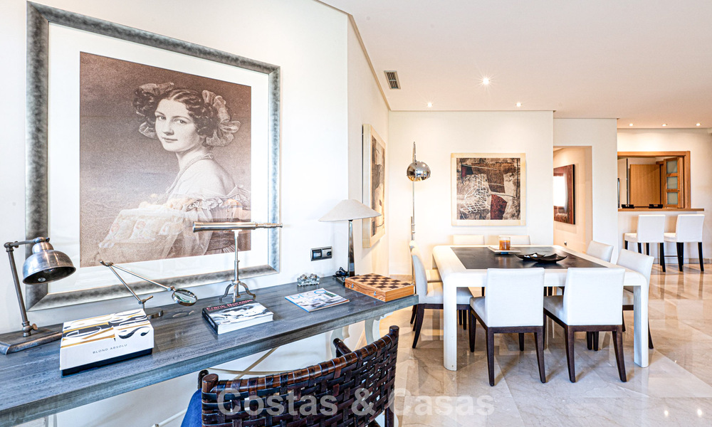 Exclusivo apartamento en planta baja con jardín privado en la Milla de Oro de Marbella 806208
