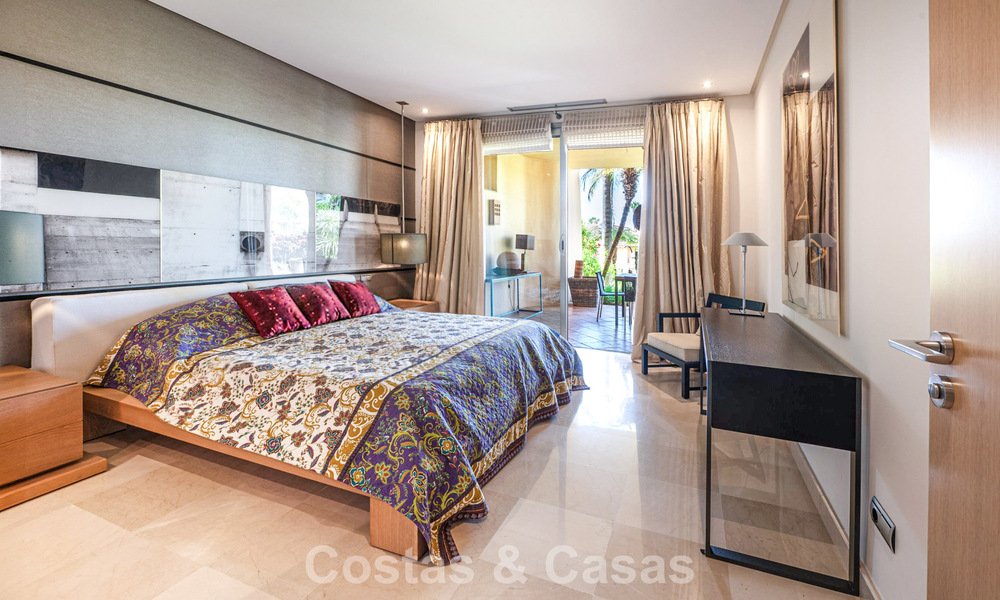 Exclusivo apartamento en planta baja con jardín privado en la Milla de Oro de Marbella 806213