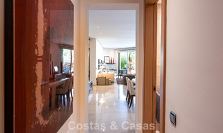 Exclusivo apartamento en planta baja con jardín privado en la Milla de Oro de Marbella 806218 