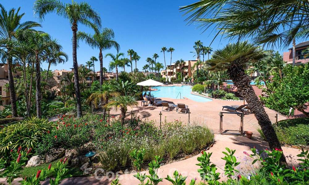 Exclusivo apartamento en planta baja con jardín privado en la Milla de Oro de Marbella 806229