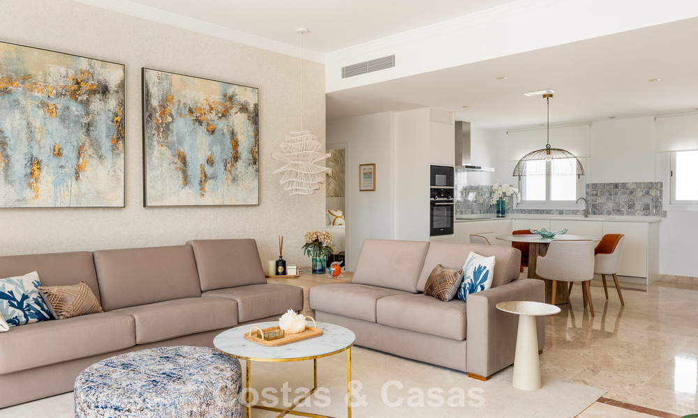 Ático espacioso listo para entrar a vivir en un complejo de estilo andaluz en Marbella - Benahavís 806234
