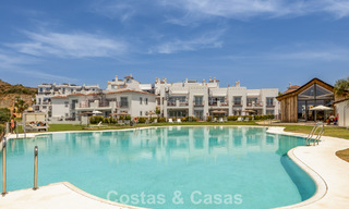 Ático espacioso listo para entrar a vivir en un complejo de estilo andaluz en Marbella - Benahavís 806235 