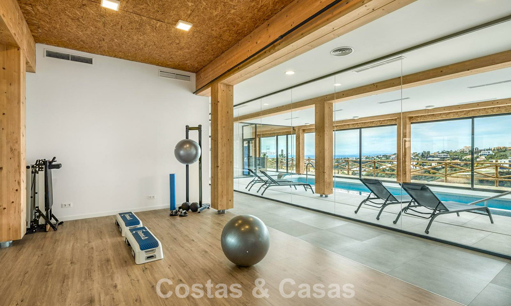 Ático espacioso listo para entrar a vivir en un complejo de estilo andaluz en Marbella - Benahavís 806236