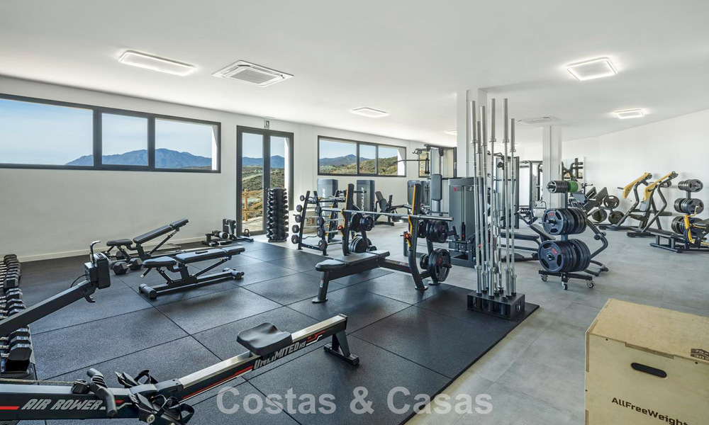 Ático espacioso listo para entrar a vivir en un complejo de estilo andaluz en Marbella - Benahavís 806239