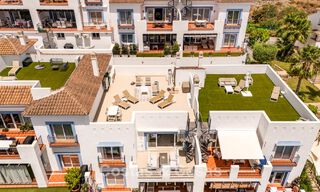 Ático espacioso listo para entrar a vivir en un complejo de estilo andaluz en Marbella - Benahavís 806241 