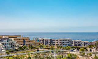 Villa moderna de lujo con vistas al mar en venta en El Higuerón, Fuengirola - Costa del Sol 806264 